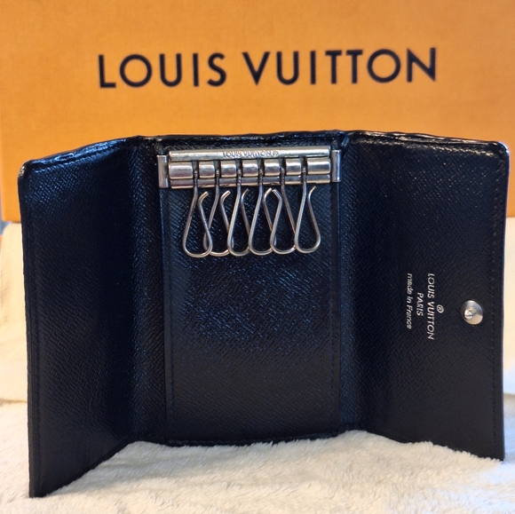 CLEAN 💥Unisex Louis Vuitton Damier Graphite Key Cles - Picture 2 of 15